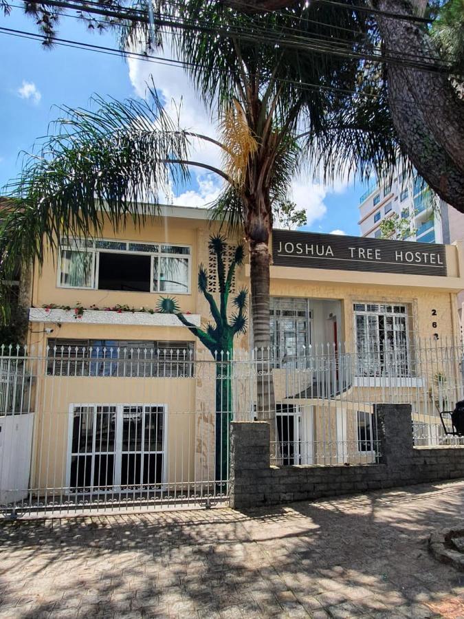 Joshua Tree Hostel - Curitiba Esterno foto