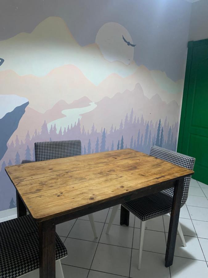Joshua Tree Hostel - Curitiba Esterno foto